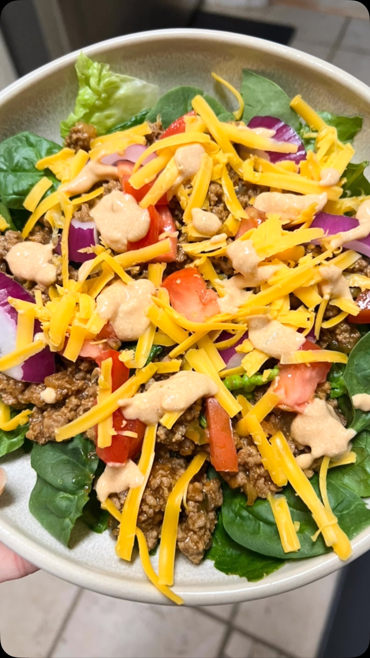 🎥 I had to make the Cheeseburger Salad recipe from last night’s Pampered Chef LIVE… and y’all, it did not disappoint. Juicy, crunchy, savory, and way easier than firing up the grill 🍔🥗🔥

If this is what salad season looks like, I’m all in. 😍

👉 Want the recipe? Want the tools? Want the shortcut to delicious?
Drop a 🍔 below or shoot me a message—I’ve got you!

#CheeseburgerSalad #PamperedChefLIVE #StirrinItUpWithRobin #QuickDinnerWin #DitchTheDriveThru #SaladGoals #PCstyle #howipamperedchef #letsgetcooking